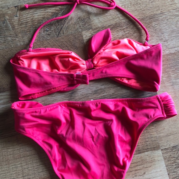 Victoria’s Secret bathing suit set - Picture 4 of 7
